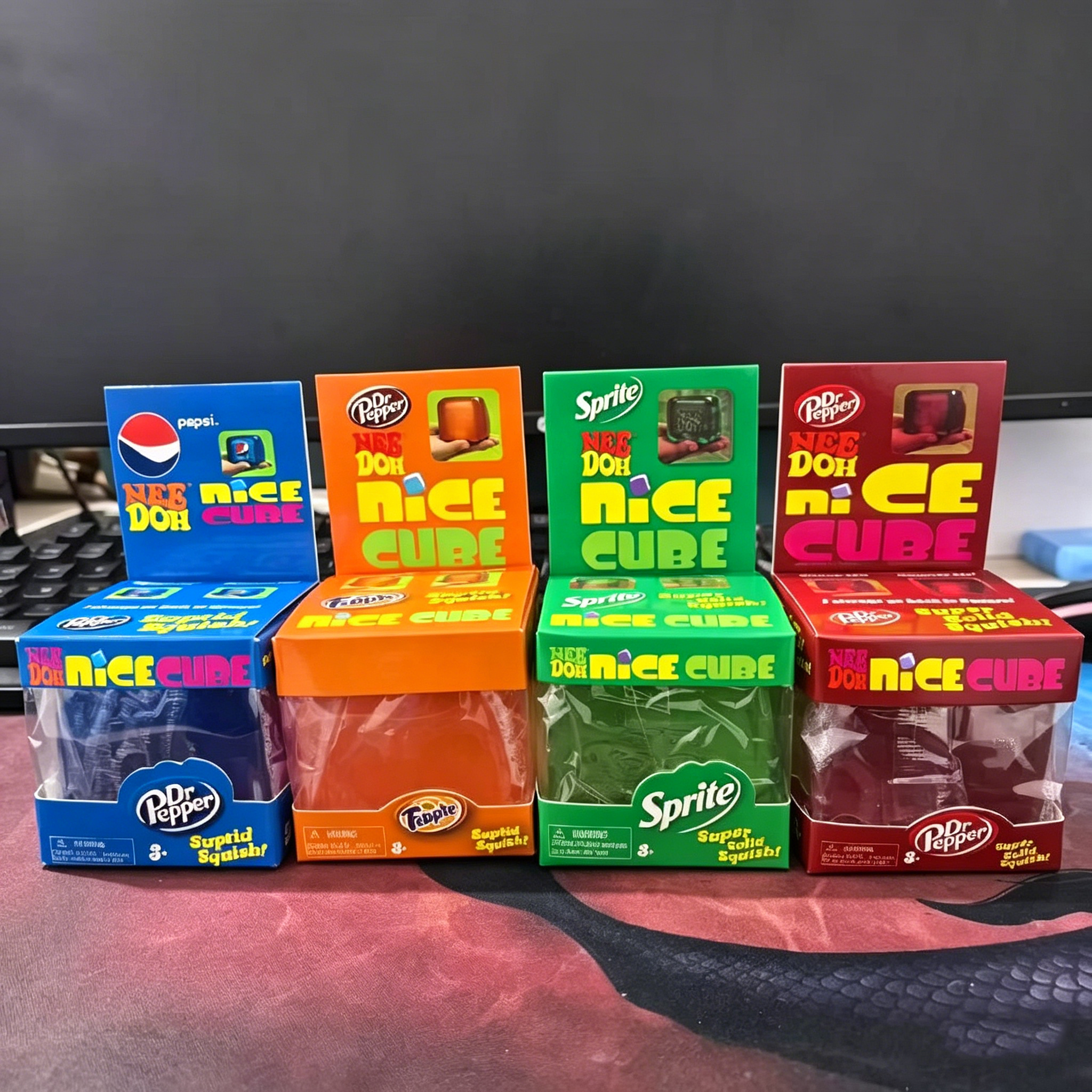 Schylling Nee Doh Nice Cube So - đánh giá và giá Fidget Cube Original