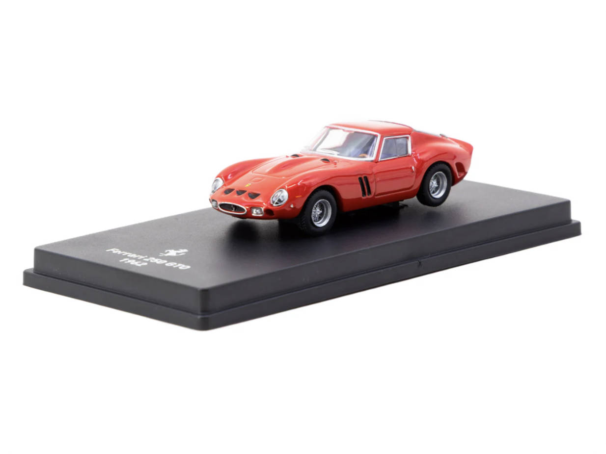Car in Magazine CENTAURIA IXO  - đánh giá và giá Die Cast Car 1 64
