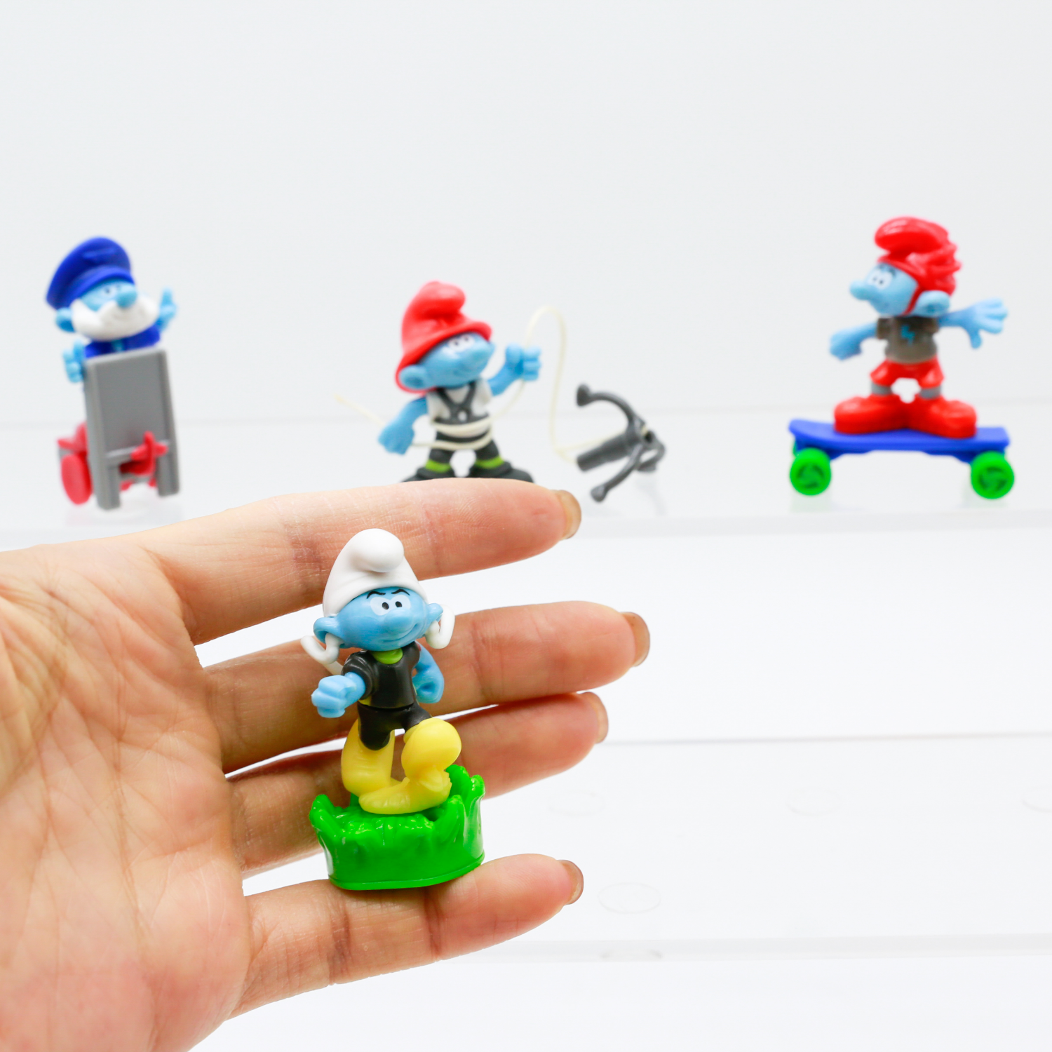 Kinder Gashapon Capsule Toys S - đánh giá và giá Capsule Toy Gashapon