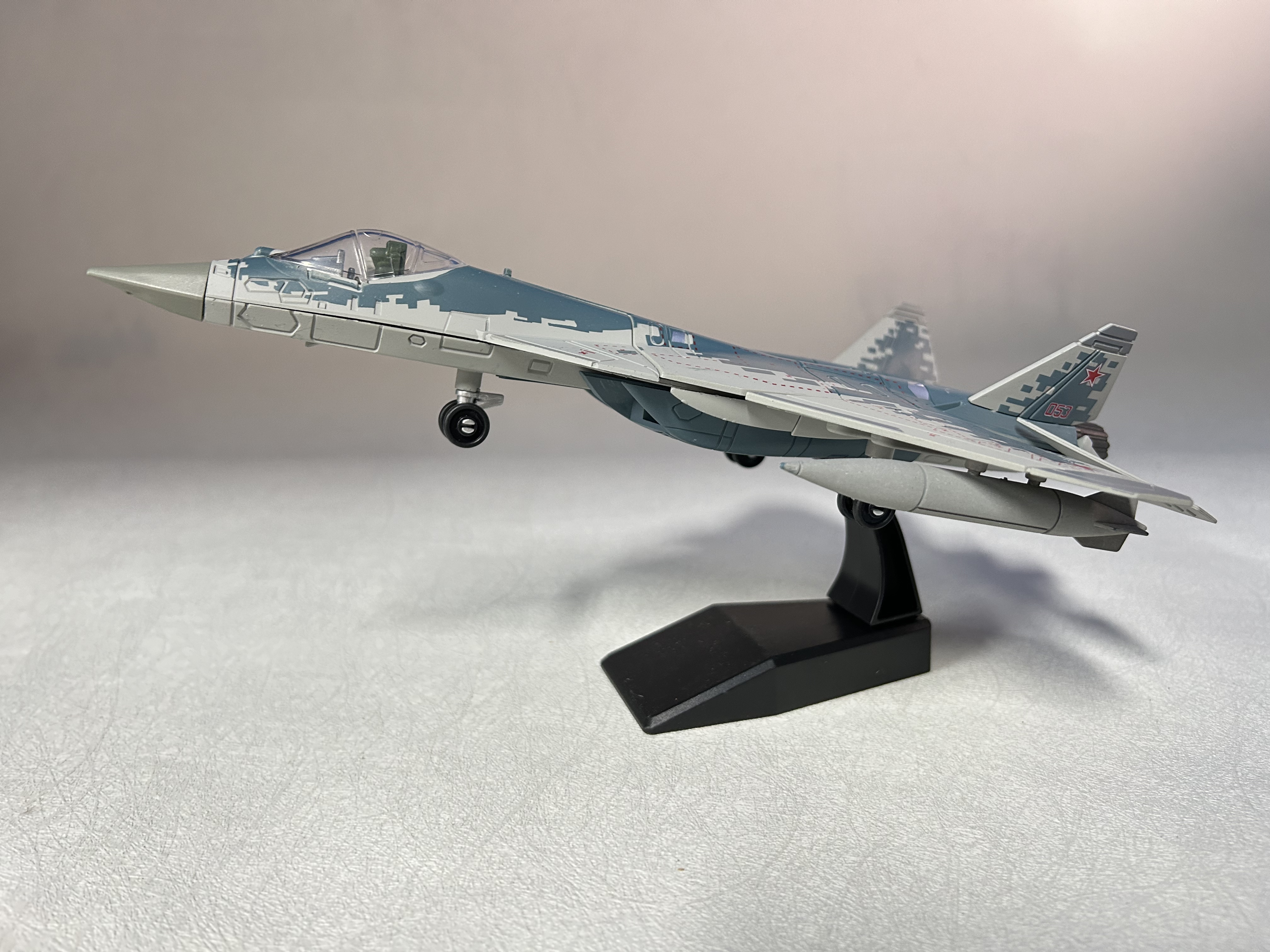 Aircraft Model Toy 1/72 Scale  - đánh giá và giá Model Airplane Plastic