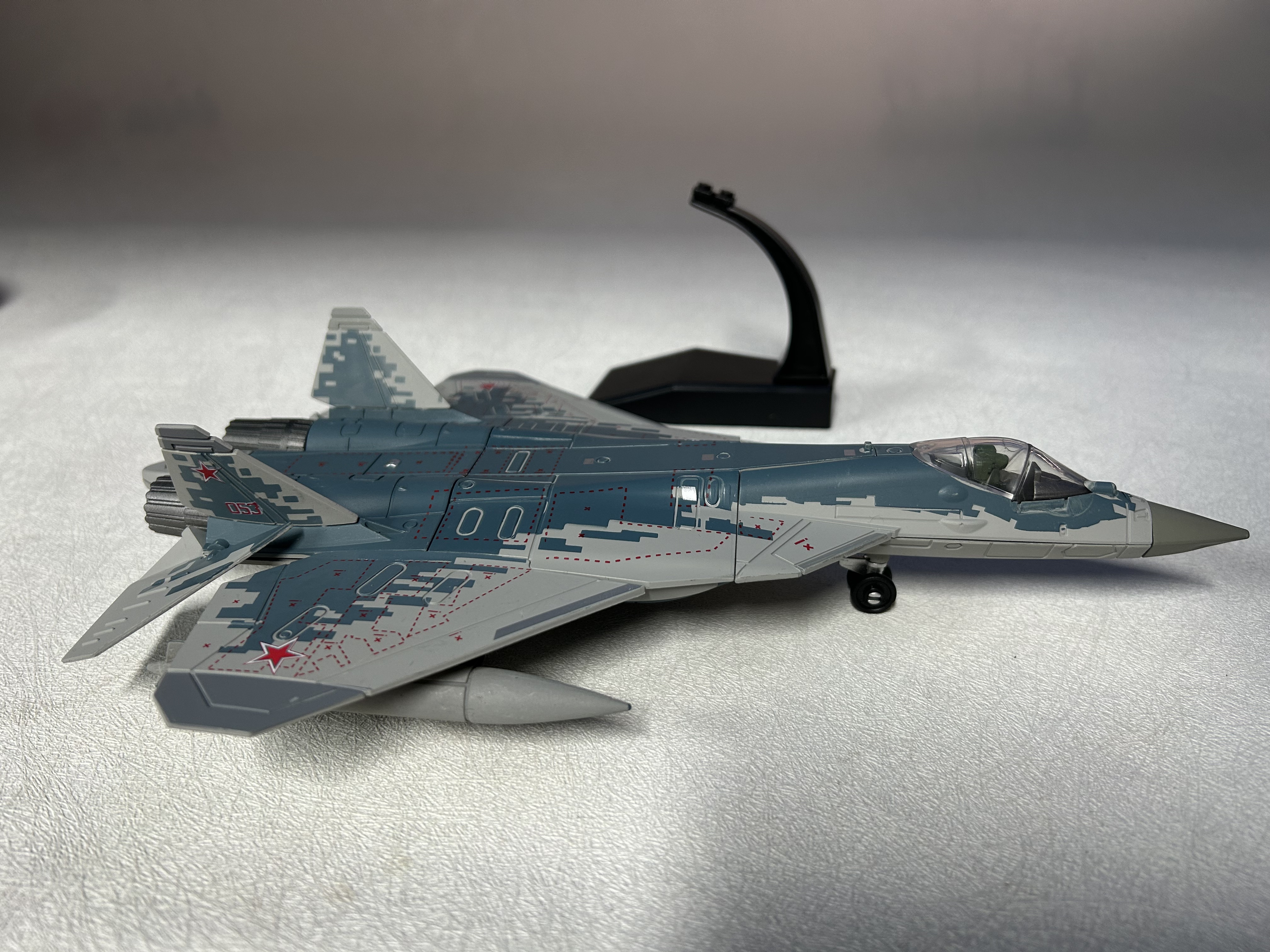 Aircraft Model Toy 1/72 Scale  - đánh giá và giá Model Airplane Plastic